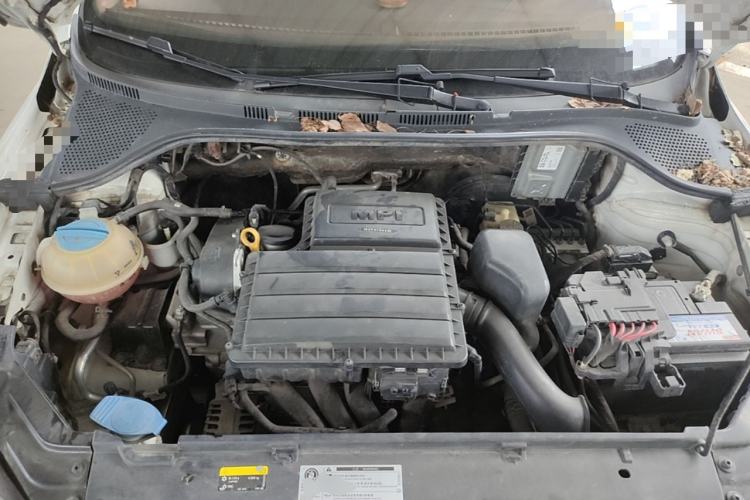 Used Volkswagen Jetta 2017 1.5L Automatic Fashion Model Engine Bay
