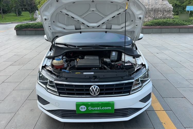 Used Volkswagen Jetta 2017 1.5L Automatic Fashion Model Engine Bay