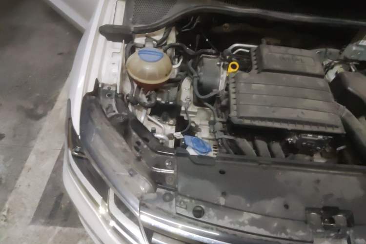 Used Volkswagen Jetta 2017 1.5L Automatic Comfort Model Engine Bay Right