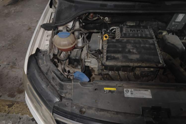 Used Volkswagen Jetta 2017 1.5L Automatic Fashion Model Engine Bay Right
