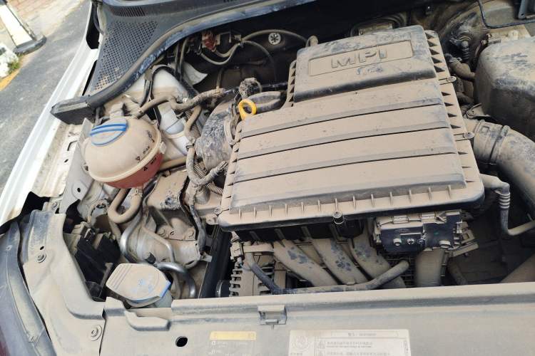 Used Volkswagen Jetta 2017 1.5L Automatic Fashion Model Engine Bay Right
