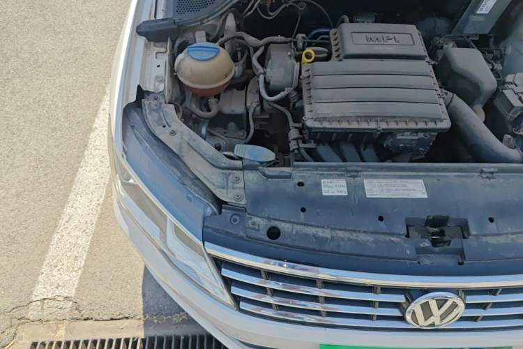 Used Volkswagen Jetta 2017 1.5L Manual Comfort Model Engine Bay Right