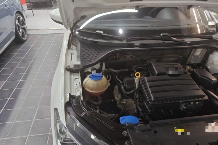 Used Volkswagen Jetta 2017 1.5L Automatic Fashion Model Engine Bay Right