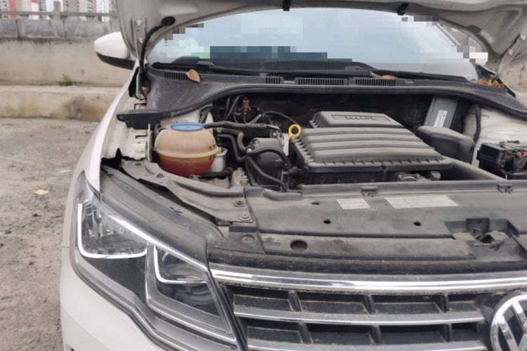 Used Volkswagen Jetta 2017 1.4L Manual Comfort Model Engine Bay Right