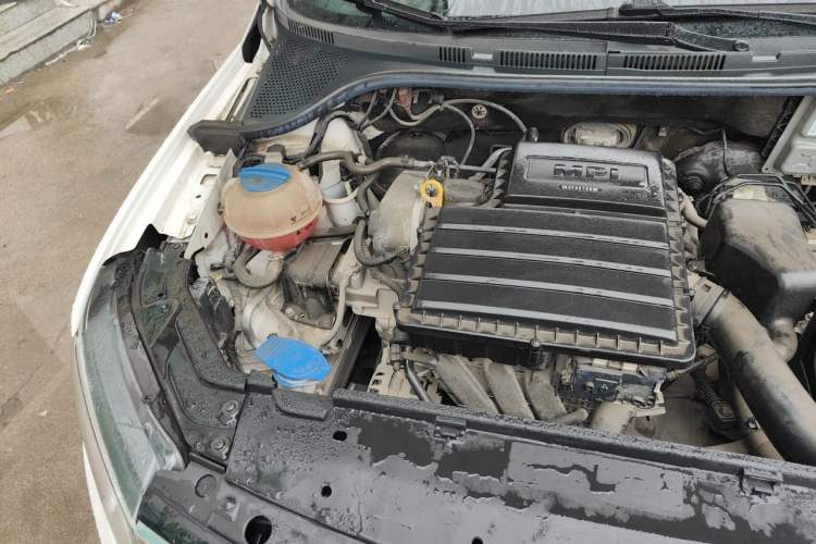 Used Volkswagen Jetta 2017 1.5L Manual Comfort Model Engine Bay Right