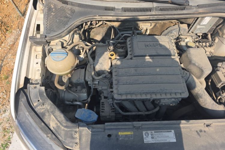 Used Volkswagen Jetta 2017 1.5L Manual Fashion Edition Engine Bay Right