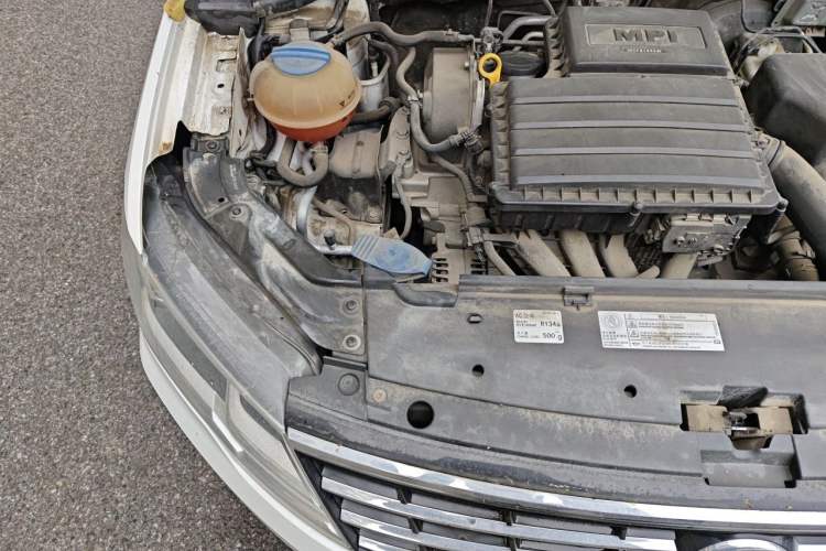 Used Volkswagen Jetta 2017 1.5L Automatic Comfort Model Engine Bay Right