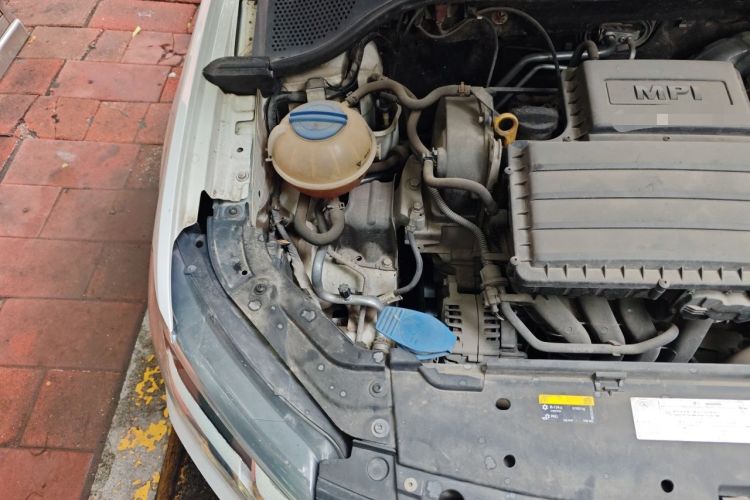 Used Volkswagen Jetta 2017 1.4L Manual Comfort Model Engine Bay Right