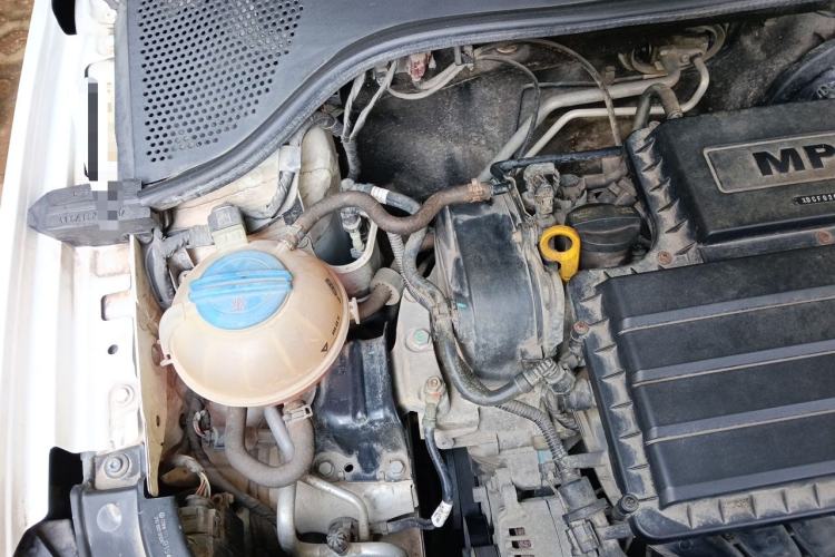 Used Volkswagen Jetta 2017 1.5L Automatic Fashion Model Engine Bay Right