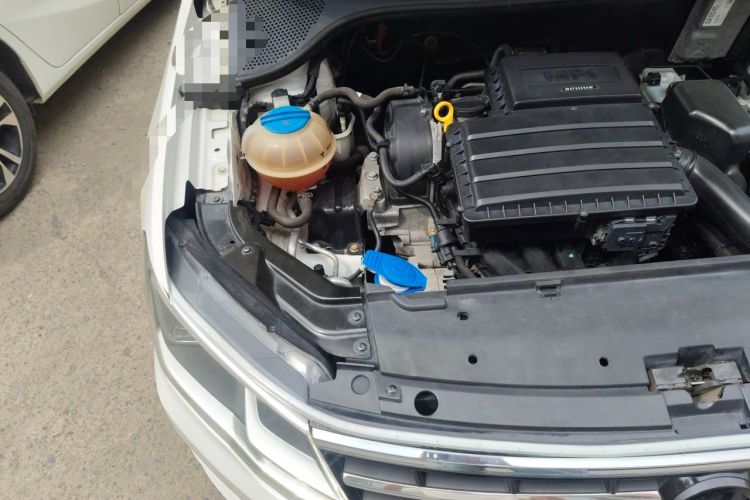 Used Volkswagen Jetta 2017 1.5L Manual Fashion Edition Engine Bay Right