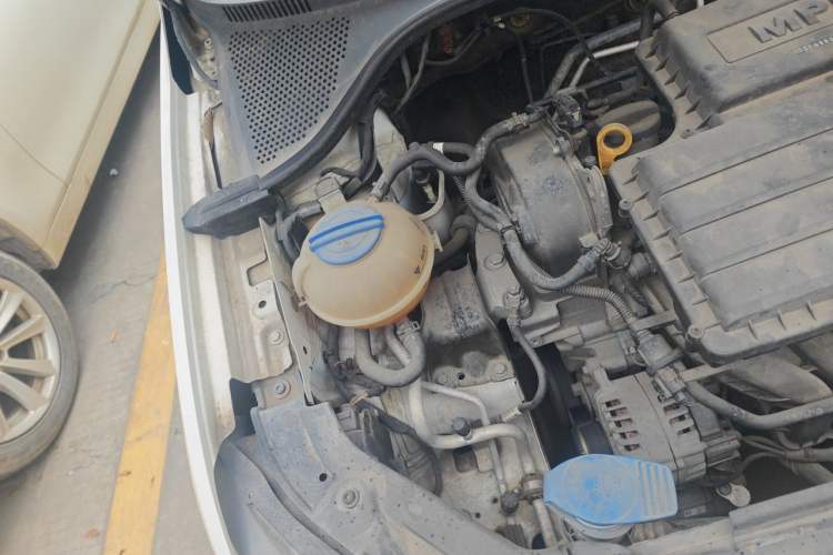 Used Volkswagen Jetta 2017 1.5L Automatic Fashion Model Engine Bay Right