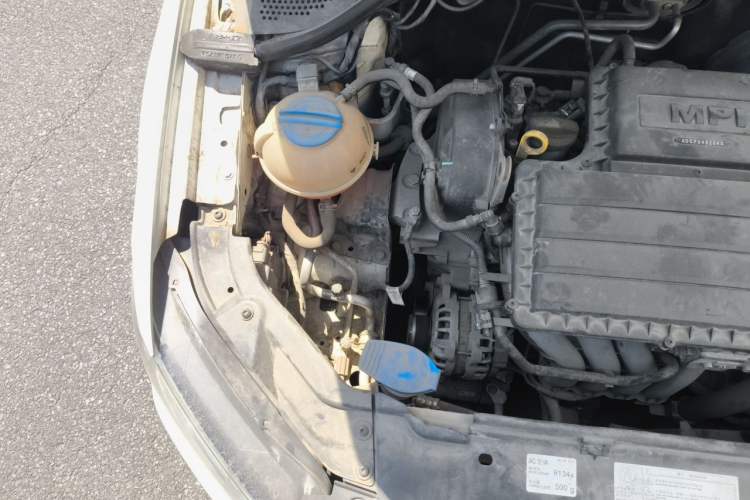 Used Volkswagen Jetta 2017 1.5L Automatic Fashion Model Engine Bay Right