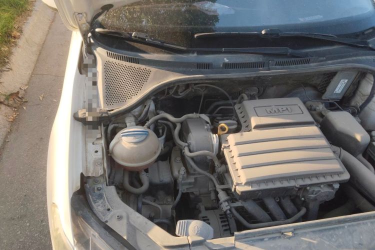 Used Volkswagen Jetta 2017 1.4L Manual Fashion Edition Engine Bay Right