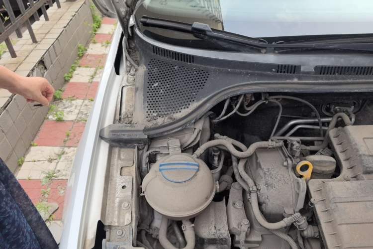 Used Volkswagen Jetta 2017 1.5L Manual Comfort Model Engine Bay Right
