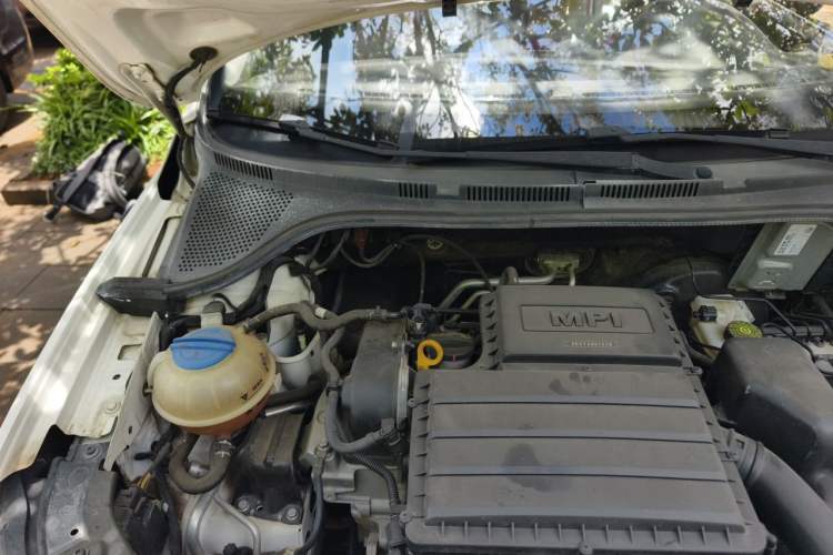 Used Volkswagen Jetta 2017 1.5L Automatic Fashion Model Engine Bay Right