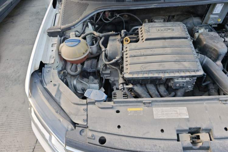 Used Volkswagen Jetta 2017 1.5L Automatic Comfort Model Engine Bay Right