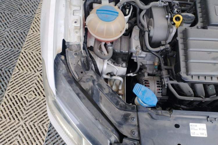 Used Volkswagen Jetta 2017 1.5L Manual Comfort Model Engine Bay Right