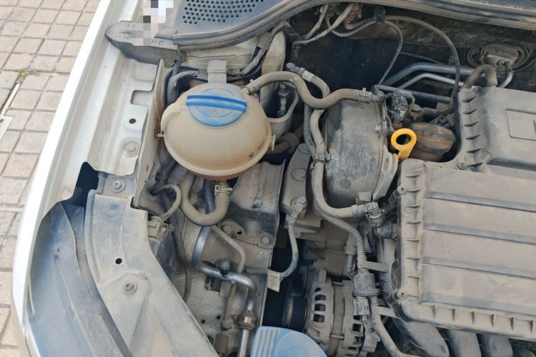 Used Volkswagen Jetta 2017 1.5L Manual Fashion Edition Engine Bay Right
