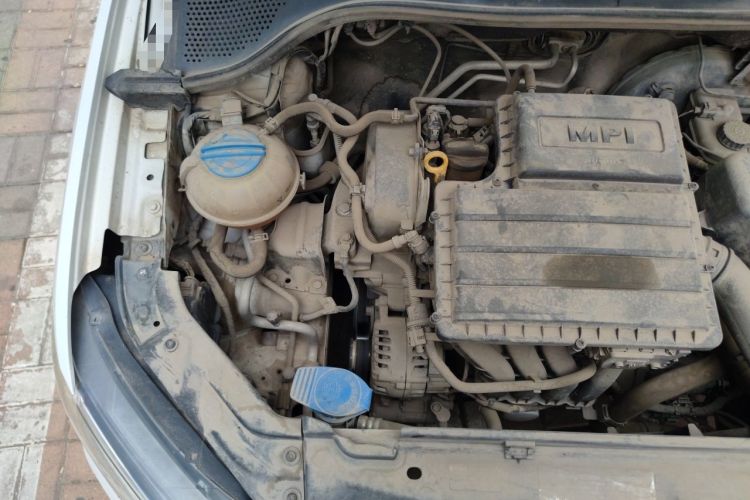 Used Volkswagen Jetta 2017 1.5L Manual Fashion Edition Engine Bay Right