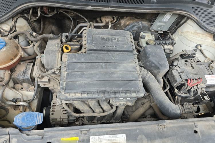 Used Volkswagen Jetta 2017 1.5L Automatic Fashion Model Engine Bay