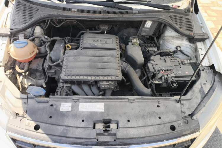 Used Volkswagen Jetta 2017 1.5L Automatic Fashion Model Engine Bay