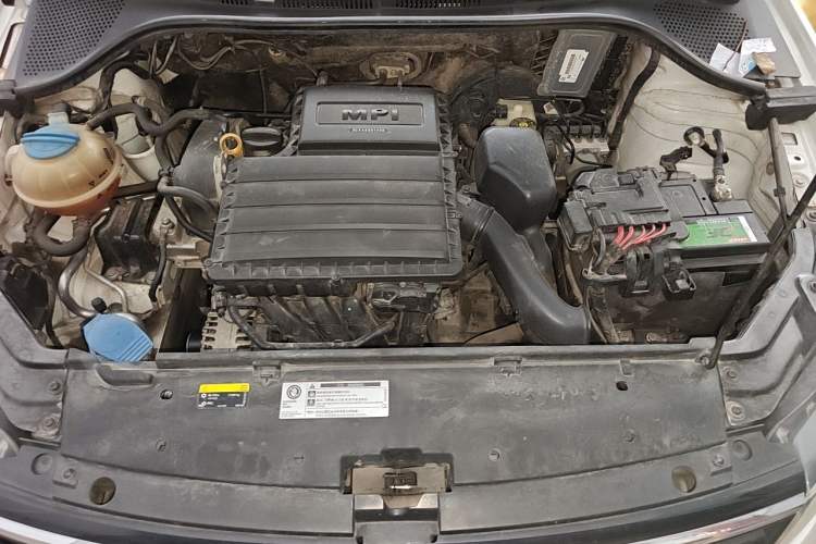 Used Volkswagen Jetta 2017 1.4L Manual Fashion Edition Engine Bay