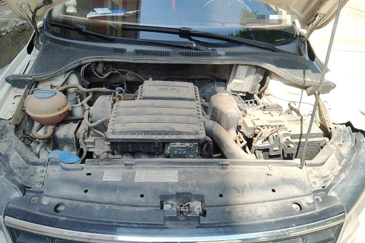 Used Volkswagen Jetta 2017 1.5L Automatic Fashion Model Engine Bay