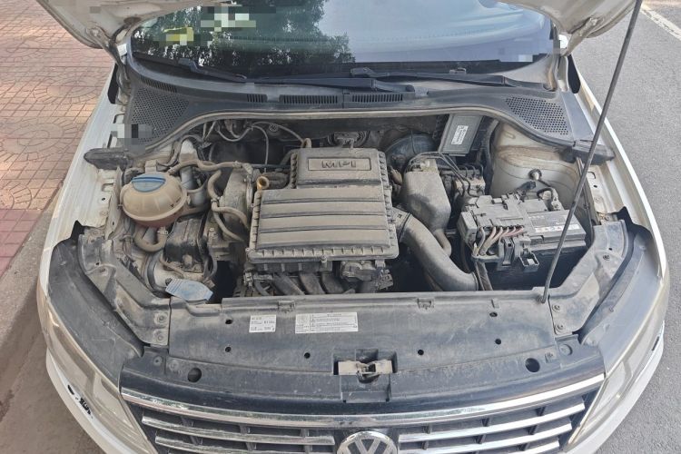 Used Volkswagen Jetta 2017 1.4L Manual Comfort Model Engine Bay