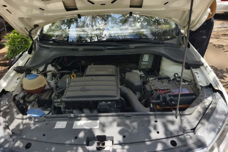 Used Volkswagen Jetta 2017 1.5L Automatic Fashion Model Engine Bay