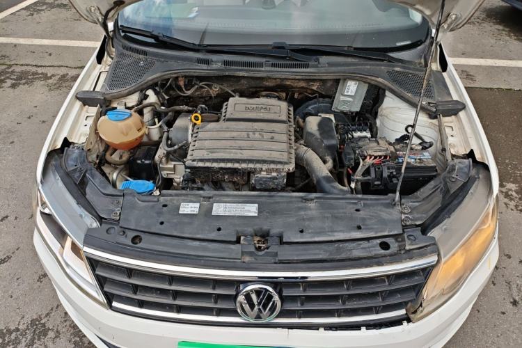 Used Volkswagen Jetta 2017 1.5L Manual Fashion Edition Engine Bay