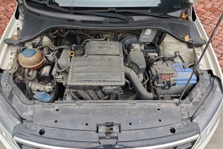Used Volkswagen Jetta 2017 1.5L Automatic Fashion Model Engine Bay