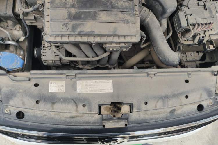 Used Volkswagen Jetta 2017 1.5L Automatic Fashion Model Engine Bay