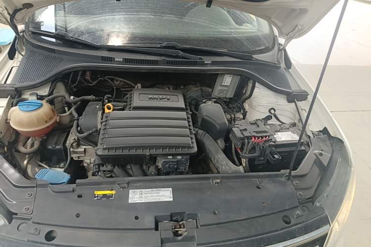 Used Volkswagen Jetta 2017 1.5L Manual Comfort Model Engine Bay