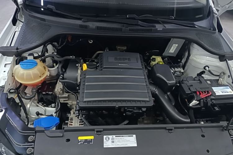 Used Volkswagen Jetta 2017 1.4L Manual Fashion Edition Engine Bay