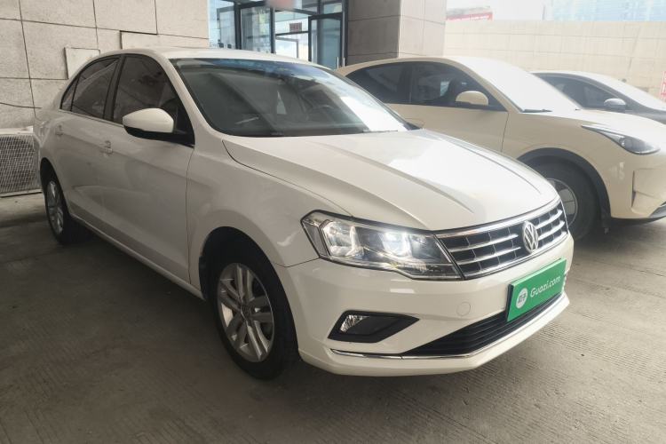 Used Volkswagen Jetta 2017 1.5L Manual Comfort Model Exterior 1