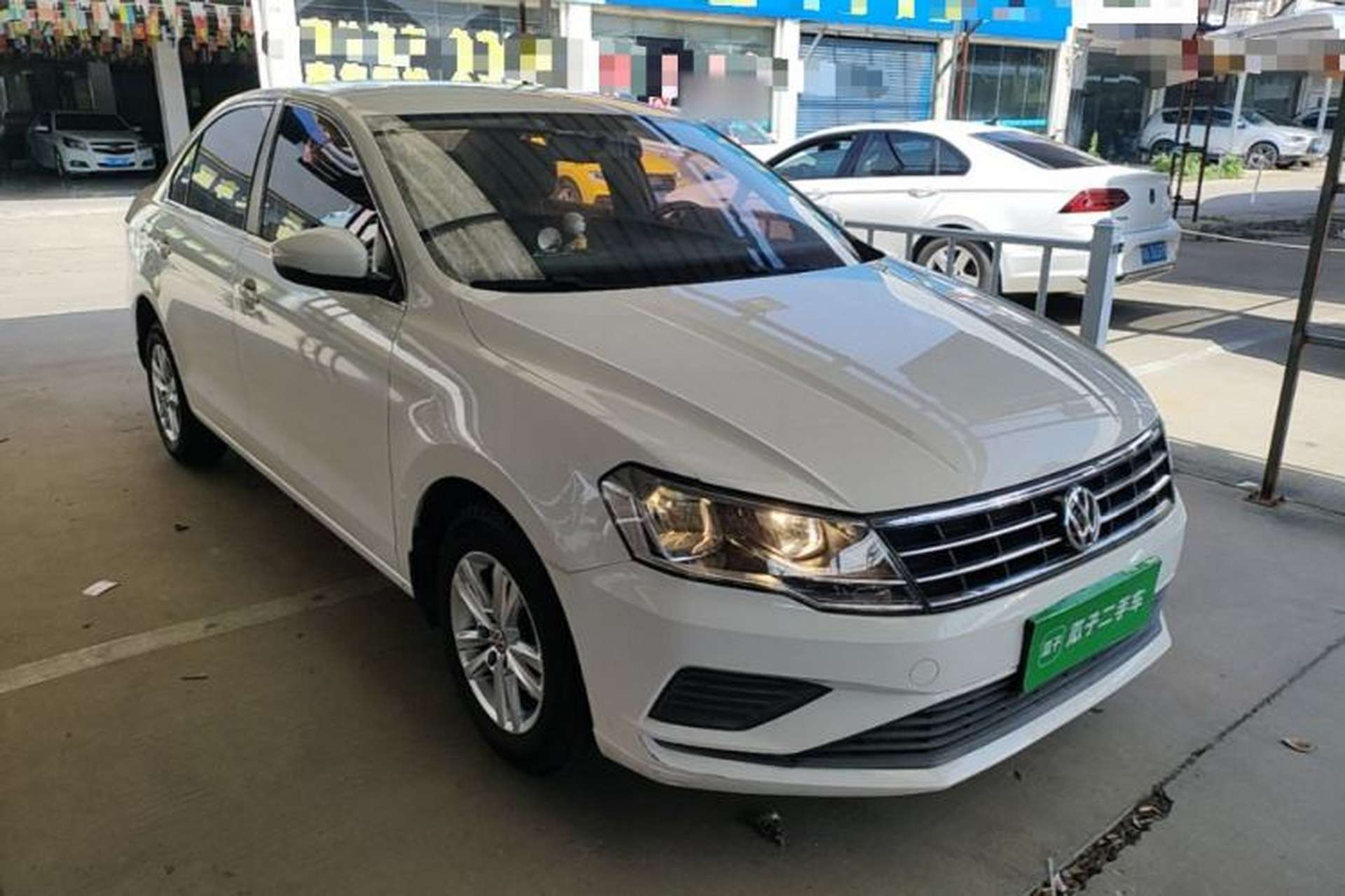 Used Volkswagen Jetta 2017 1.5L Manual Fashion Edition Exterior 1