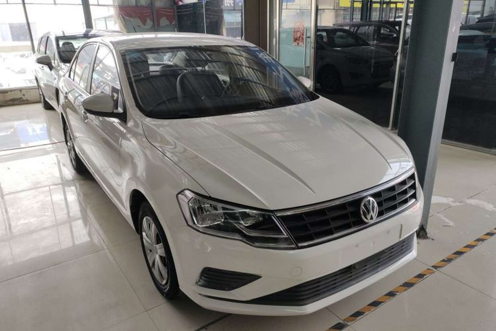 Used Volkswagen Jetta 2017 1.5L Manual Fashion Edition Exterior 1