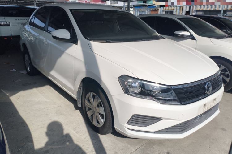 Used Volkswagen Jetta 2017 1.5L Automatic Fashion Model Exterior 1