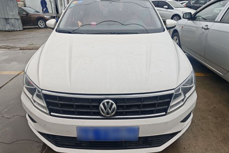 Used Volkswagen Jetta 2017 1.5L Automatic Fashion Model Exterior 1