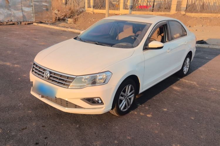 Used Volkswagen Jetta 2017 1.4L Manual Comfort Model Exterior 1