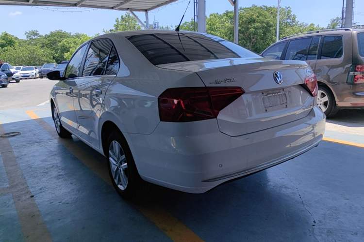 Used Volkswagen Jetta 2017 1.5L Automatic Comfort Model Exterior 2