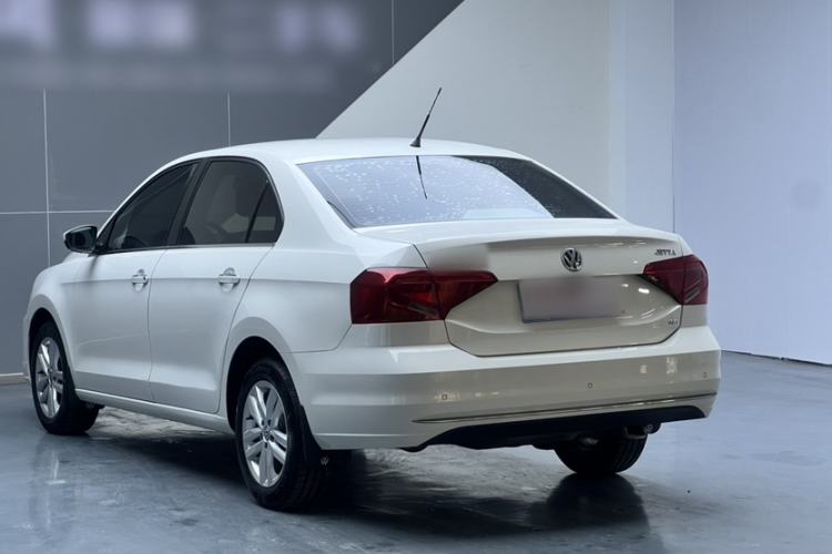 Used Volkswagen Jetta 2017 1.5L Automatic Comfort Model Exterior 3