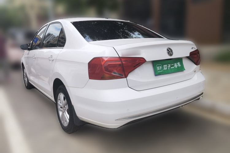 Used Volkswagen Jetta 2017 1.5L Manual Comfort Model Exterior 3