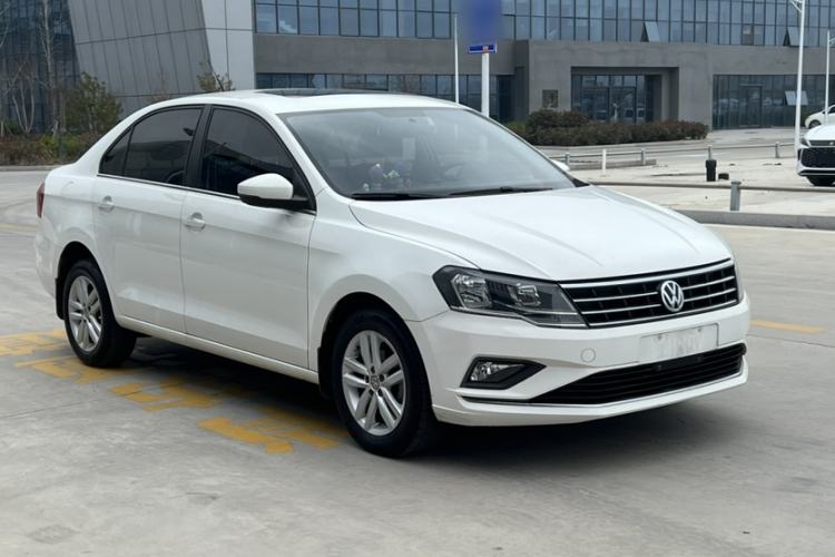 Used Volkswagen Jetta 2017 1.5L Automatic Comfort Model Exterior 3