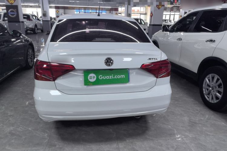 Used Volkswagen Jetta 2017 1.4L Manual Fashion Edition Exterior 3
