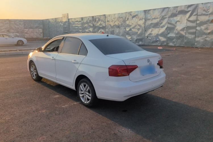 Used Volkswagen Jetta 2017 1.4L Manual Comfort Model Exterior 3