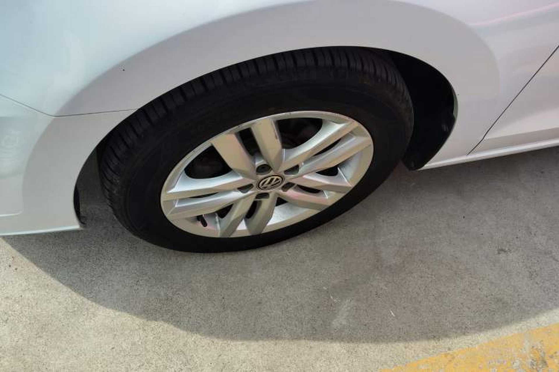 Used Volkswagen Jetta 2017 1.5L Automatic Comfort Model Exterior 4