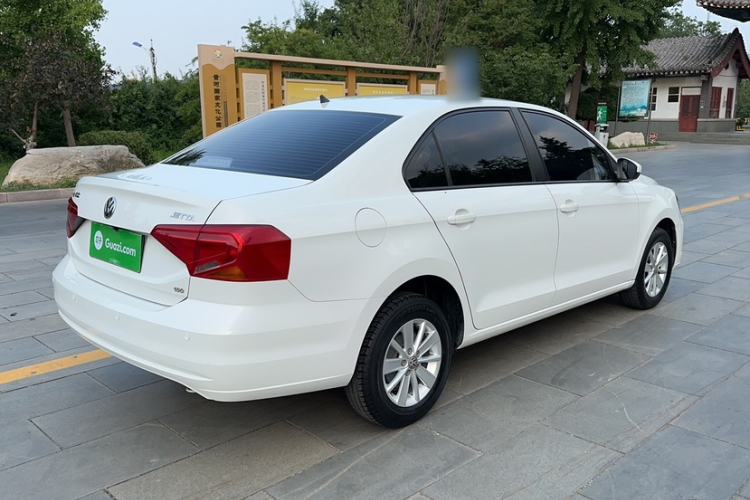 Used Volkswagen Jetta 2017 1.5L Automatic Fashion Model Exterior 4
