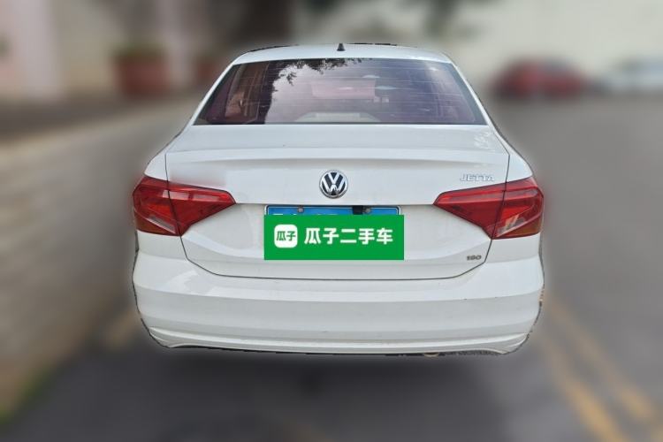 Used Volkswagen Jetta 2017 1.5L Manual Fashion Edition Exterior 4