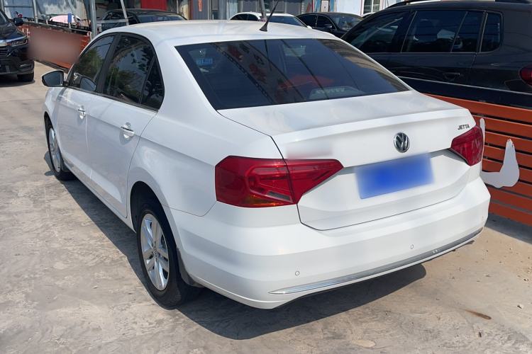 Used Volkswagen Jetta 2017 1.4L Manual Comfort Model Exterior 4